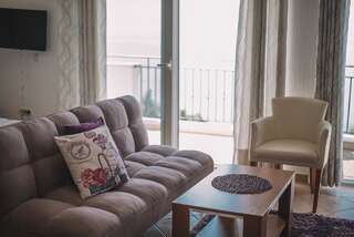 Апартаменты Apartments Hollaj Улцинь Улучшенный номер-студио-6